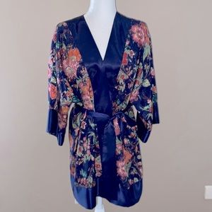 Victoria Secret Vintage Gold Label Navy/Floral Robe,Tie Waist, One Size